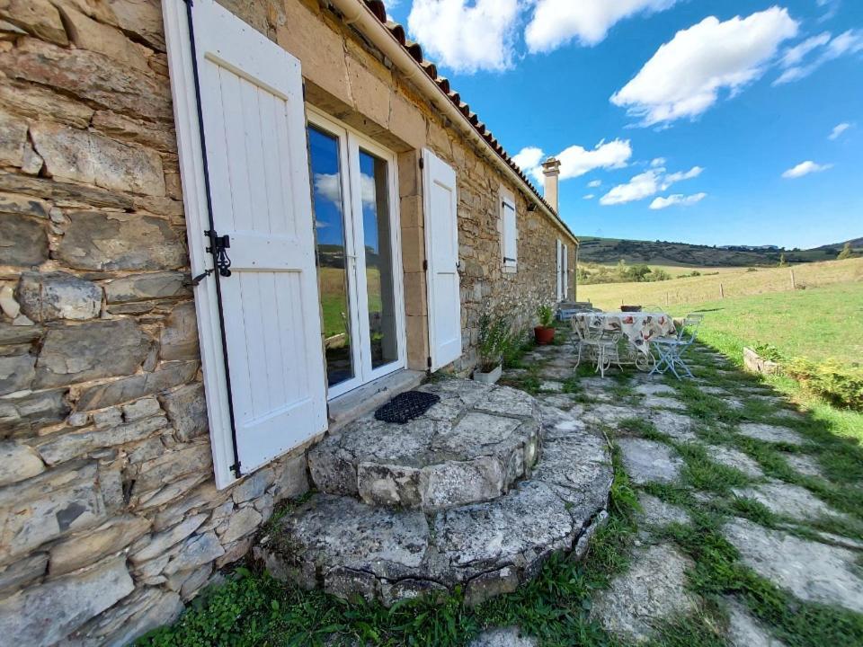 Chambre D'Hotes Les Louves Saint-Paul-des-Fonts Exteriör bild